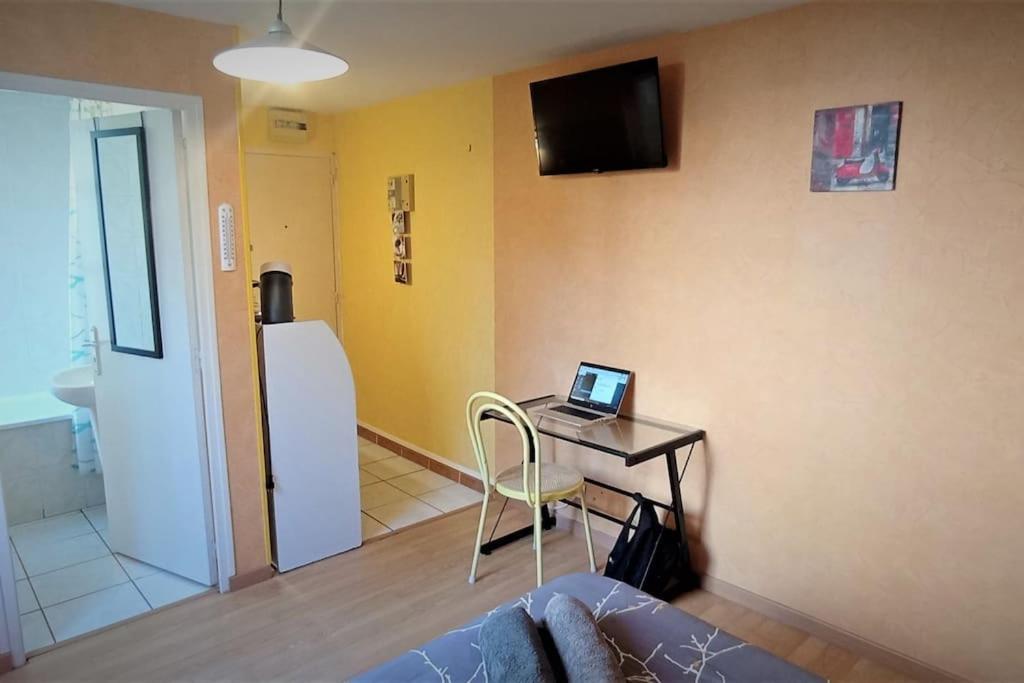 Studio 5 Avec Wifi Limoges Eksteriør billede